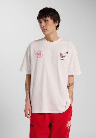 T-Shirt fonctionnel Hummel en blanc : devant