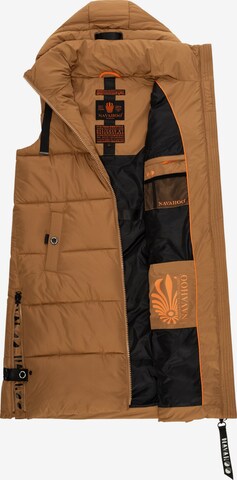NAVAHOO Vest in Brown