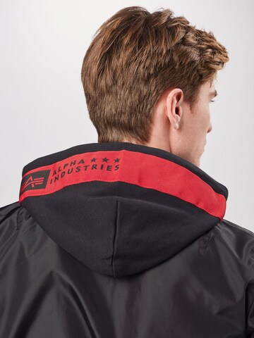 ALPHA INDUSTRIES Regular Fit Jacke in Schwarz