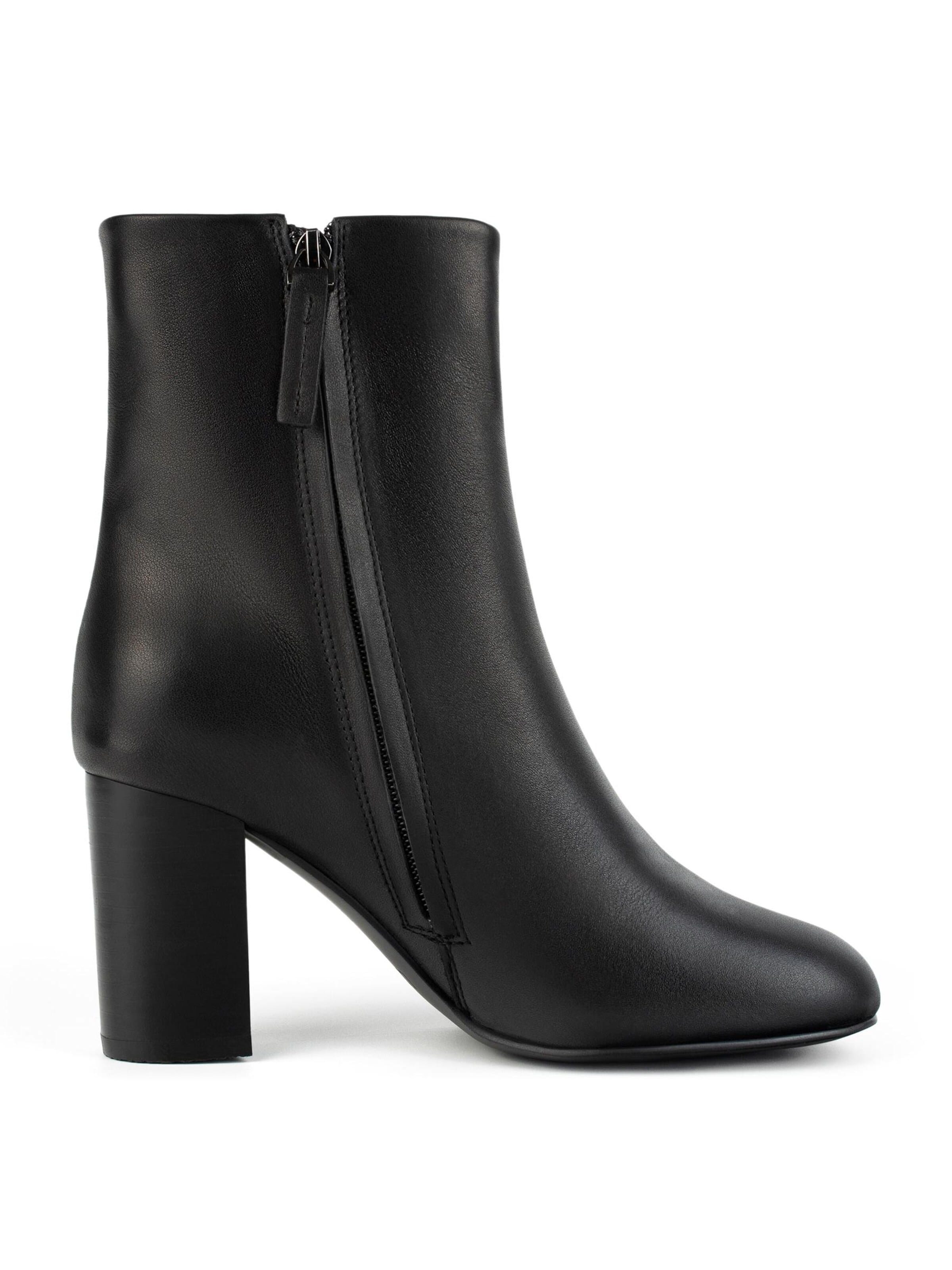 Bottines 'CANYON ROAD' L37 HANDMADE SHOES en noir : devant