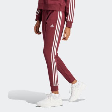 ADIDAS SPORTSWEAR Tapered Sportbroek 'Essential' in Rood