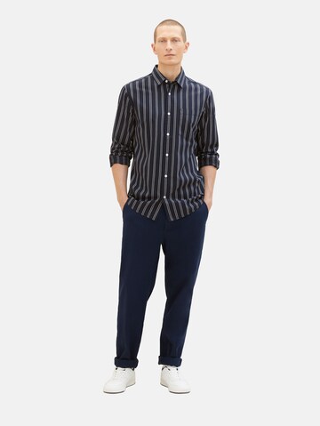 Coupe regular Chemise TOM TAILOR en bleu