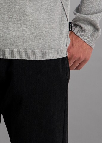 Pioneer Authentic Jeans Pullover in Grau