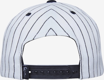 Karl Kani Cap 'KA-233-003-1' in White