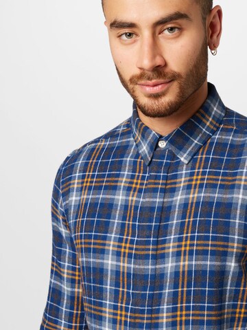 KnowledgeCotton Apparel Regular fit Button Up Shirt in Blue