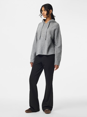 Pull-over 'PCMALOU' PIECES en gris