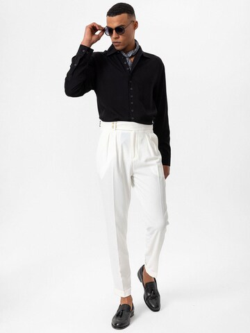 Antioch Regular fit Button Up Shirt in Black