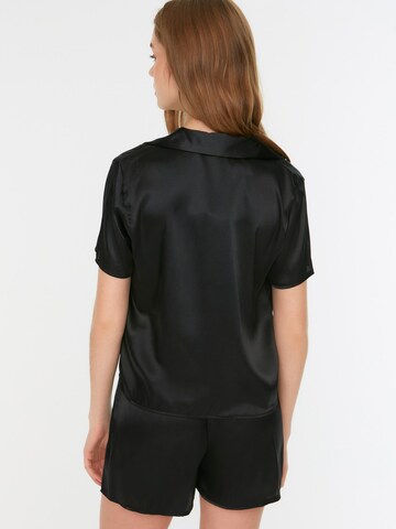 Trendyol Rövidek - fekete