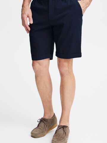 FQ1924 Regular Chino Pants 'Henry' in Blue: front