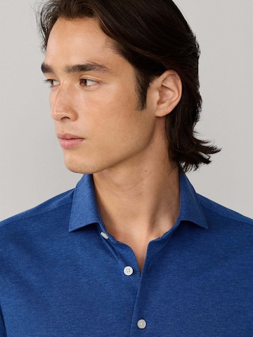 Coupe regular Chemise Hackett London en bleu