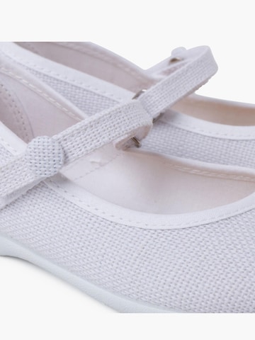 Pisamonas Ballerina‌‌ in Weiß