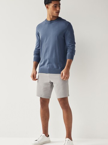 regular Pantaloni chino di Next in grigio