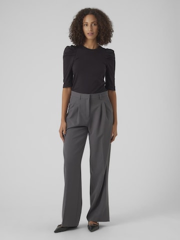 Vero Moda Tall Tričko 'VMEGAMAXI' - Čierna