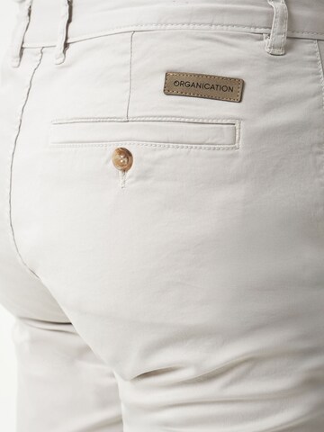 Organication Slimfit Shorts in Weiß