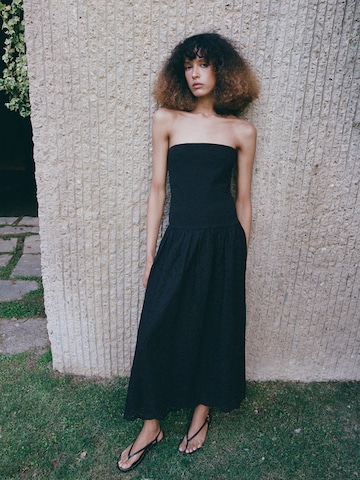 Rochie 'AMARA' de la MANGO pe negru: față