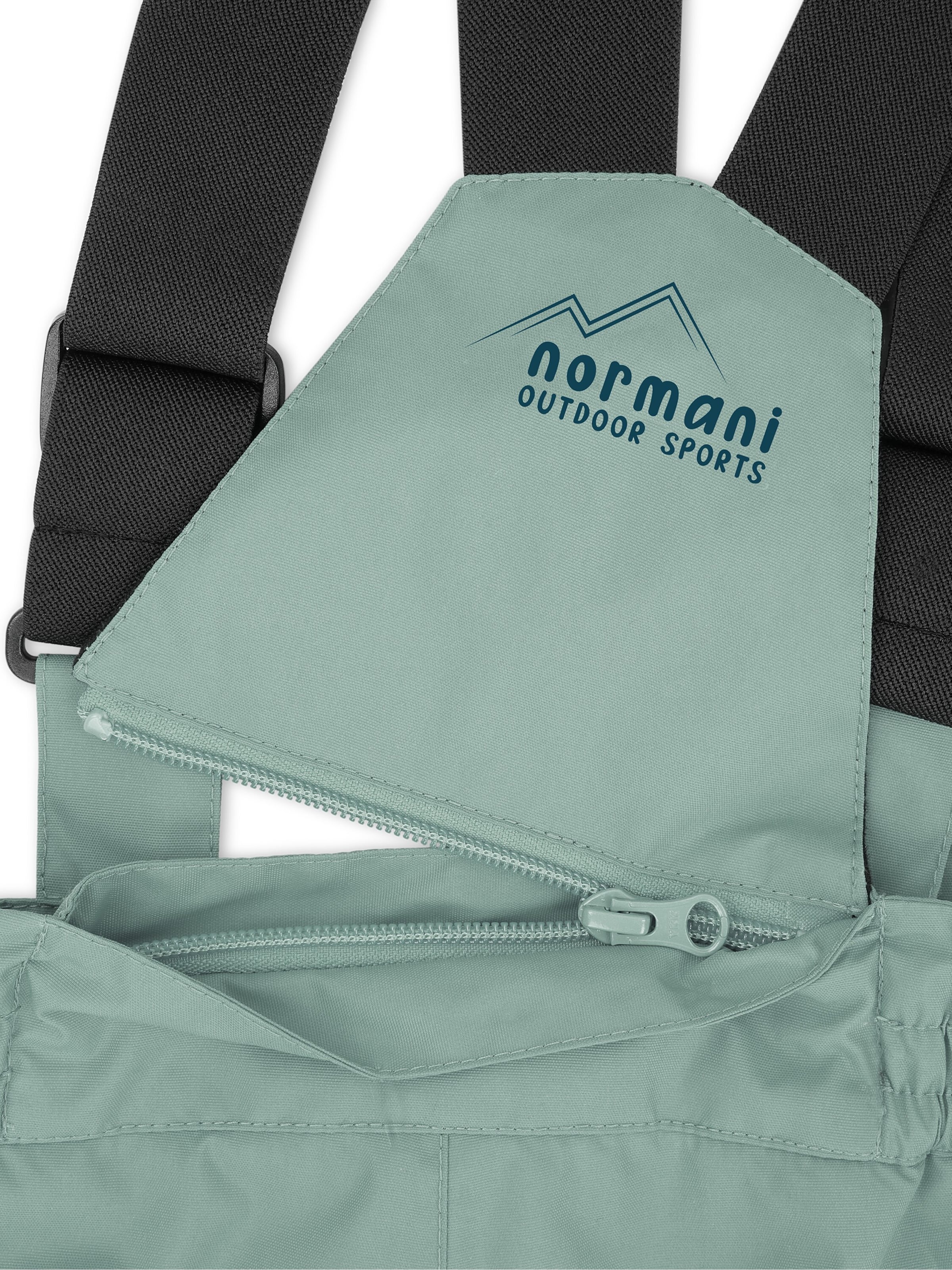 normani Regular Outdoor Pants 'Salcha' in Green