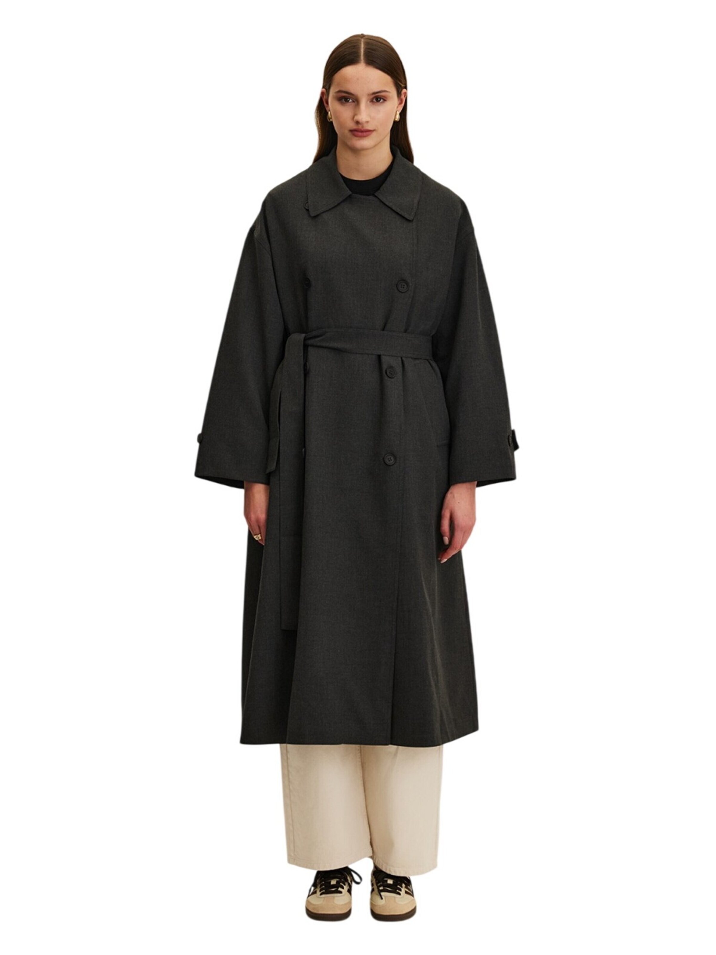 MANUKA Winter Jacket in Grey: front