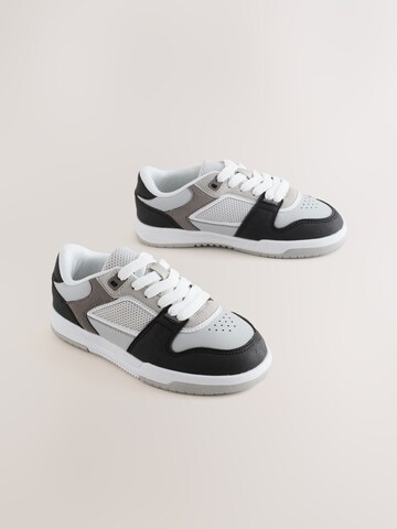 Baskets Next en gris
