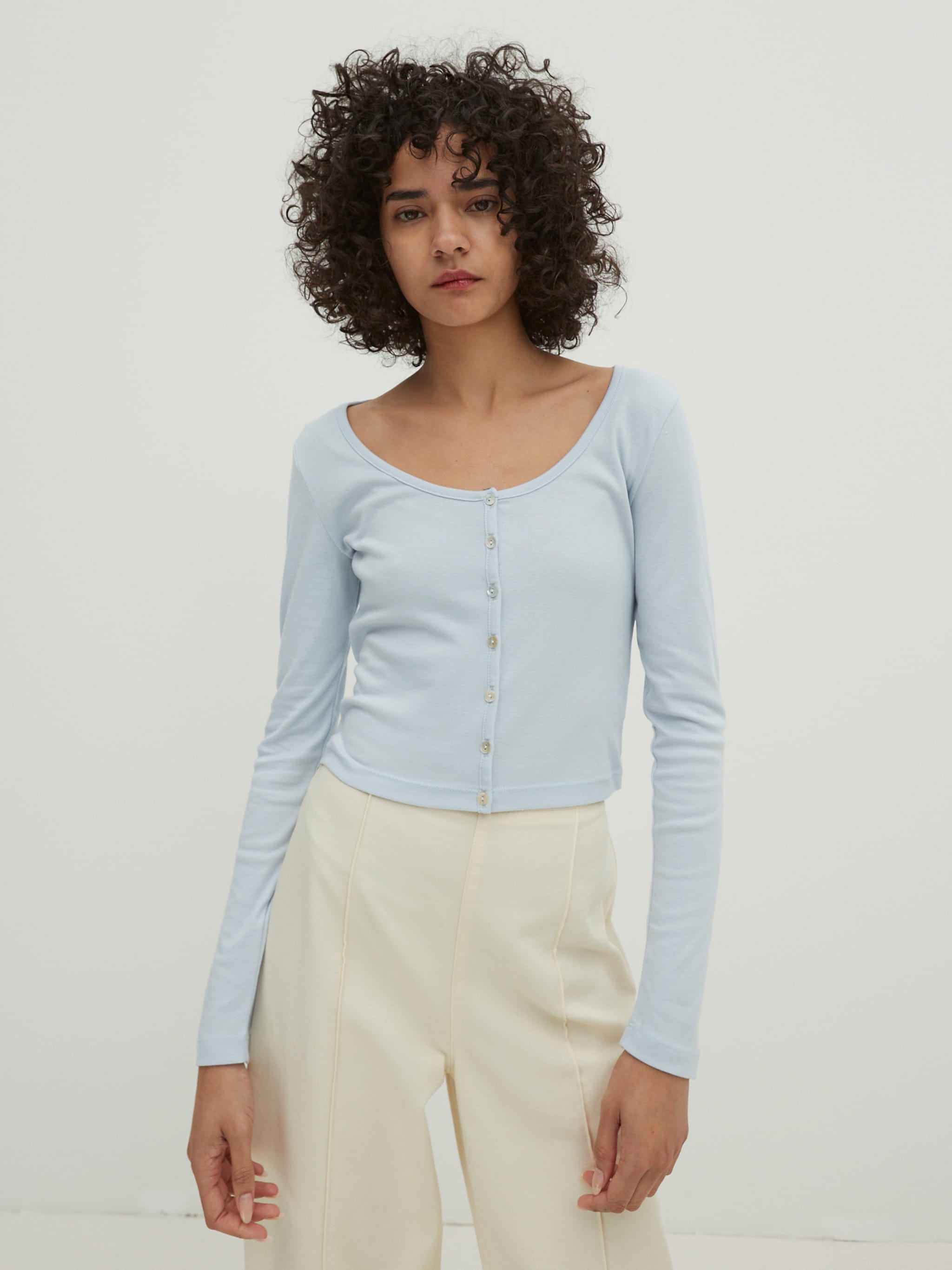 EDITED Produkte Strickjacke 'Kira' blau