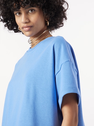 PIECES Sweatshirt 'CHILLI' in Blau