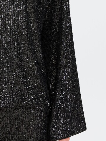 b.young - Camiseta 'Solia' en negro