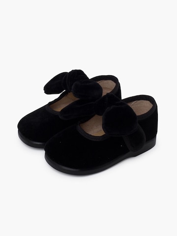 Pisamonas - Sapato baixo em preto