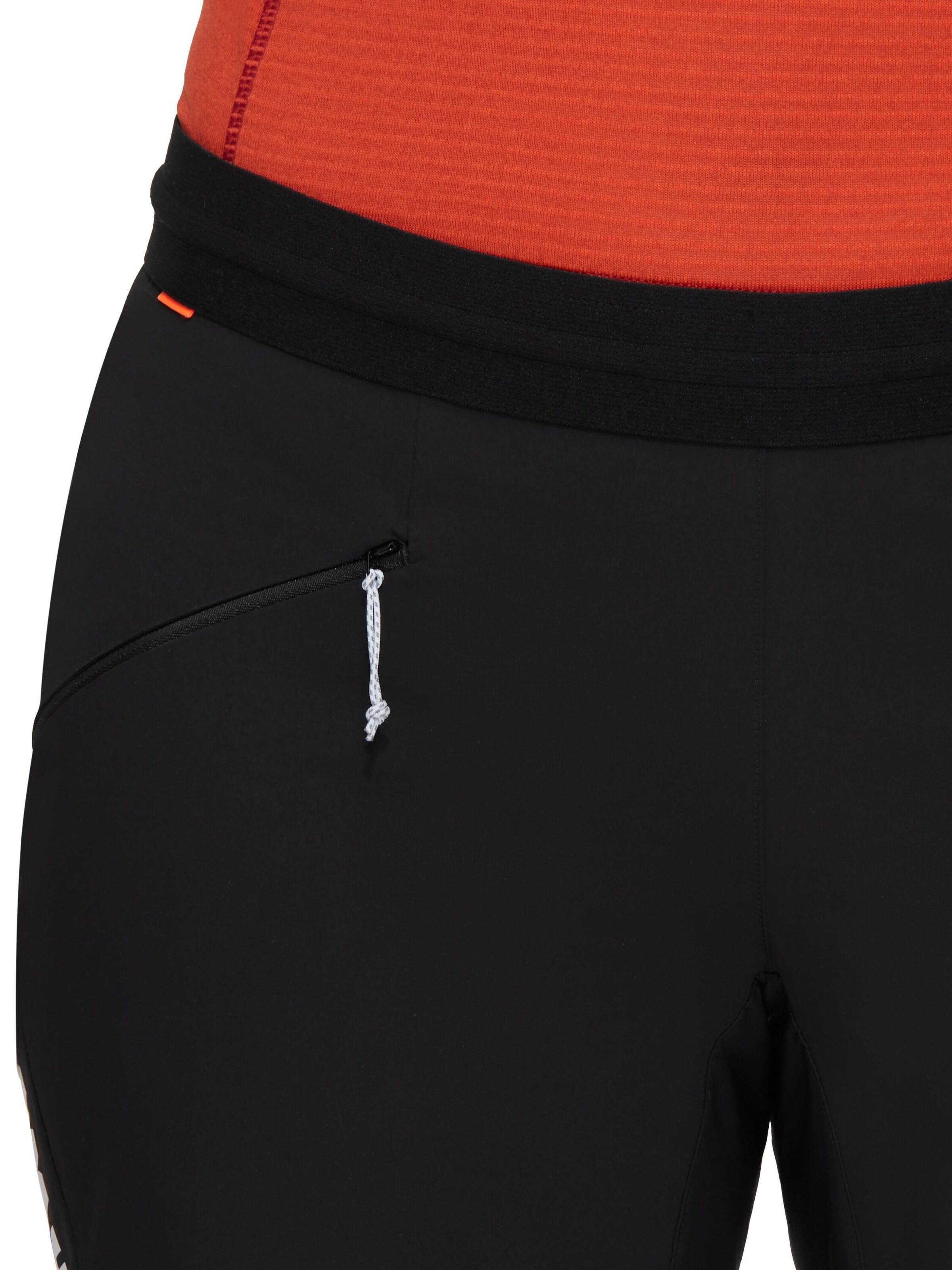 MAMMUT Regular Outdoor Pants in Black