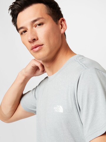 THE NORTH FACE Regular fit Functioneel shirt 'Reaxion Amp' in Grijs