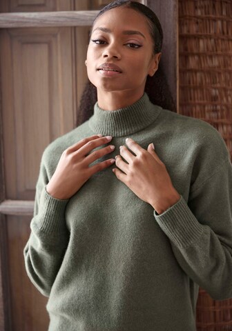 Pullover di LASCANA in verde: frontale
