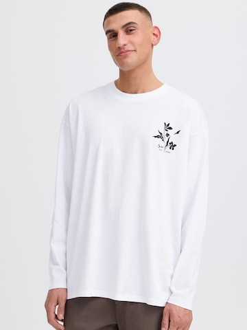 !Solid - Sudadera 'SDAmon' en blanco