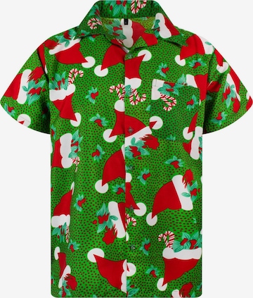 Regular fit Camicia 'Christmas Hats' di King Kameha in verde: frontale