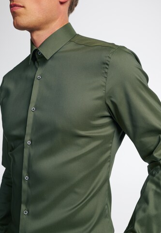 ETERNA Slim fit Business Shirt in Green