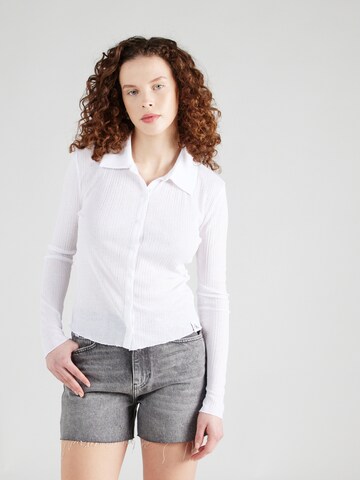 Calvin Klein Jeans Blouse in White: front