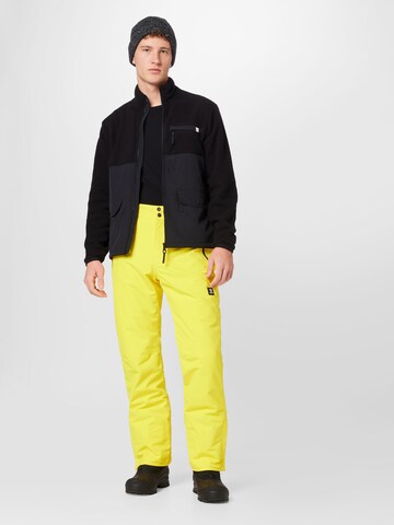 BRUNOTTI Regularen Športne hlače 'Footrail' | rumena barva
