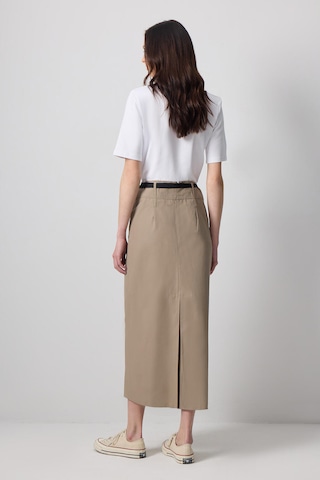 Touche Prive Skirt in Beige