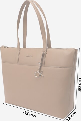 Calvin Klein Nakupovalna torba 'Must' | bež barva