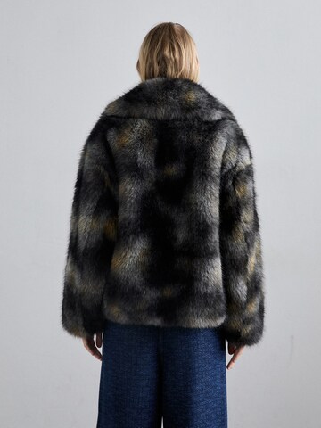 Munthe Зимно яке 'LESTINE' в сиво