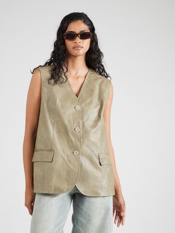 TOPSHOP Vest in Green: front