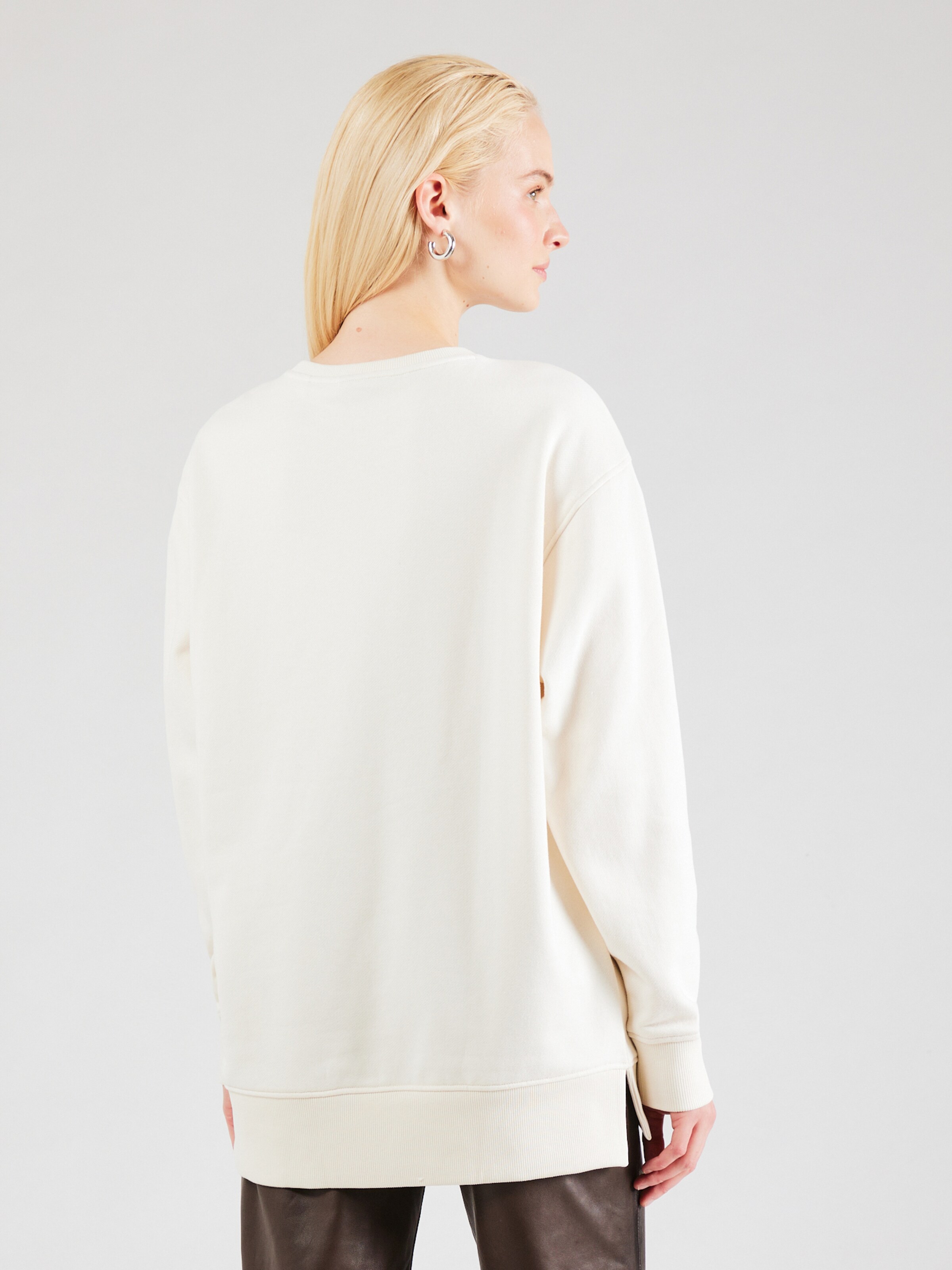 Boss white sweatshirt 2025