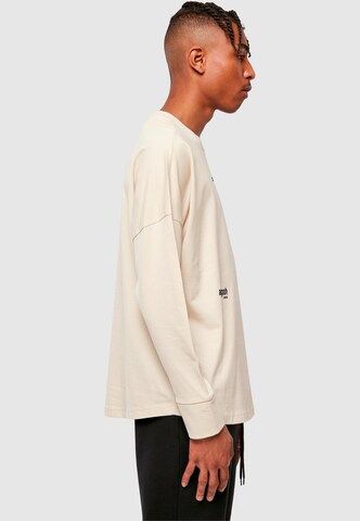 Merchcode Shirt 'Apoh - Stay Surreal Slogan' in Beige