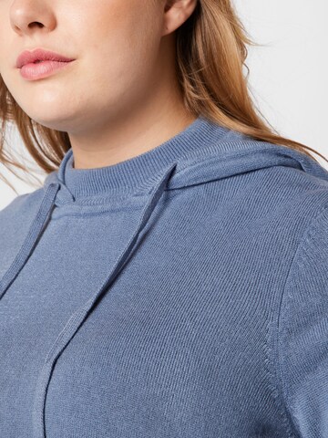 ONLY Carmakoma - Pullover em azul