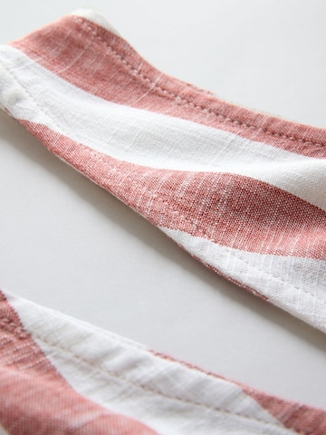 The Set Top in Beige