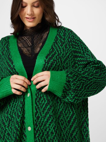 Cardigan 'FIA' Zizzi en vert