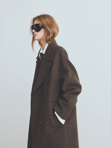 MANGO Átmeneti kabátok 'Picachek' - barna