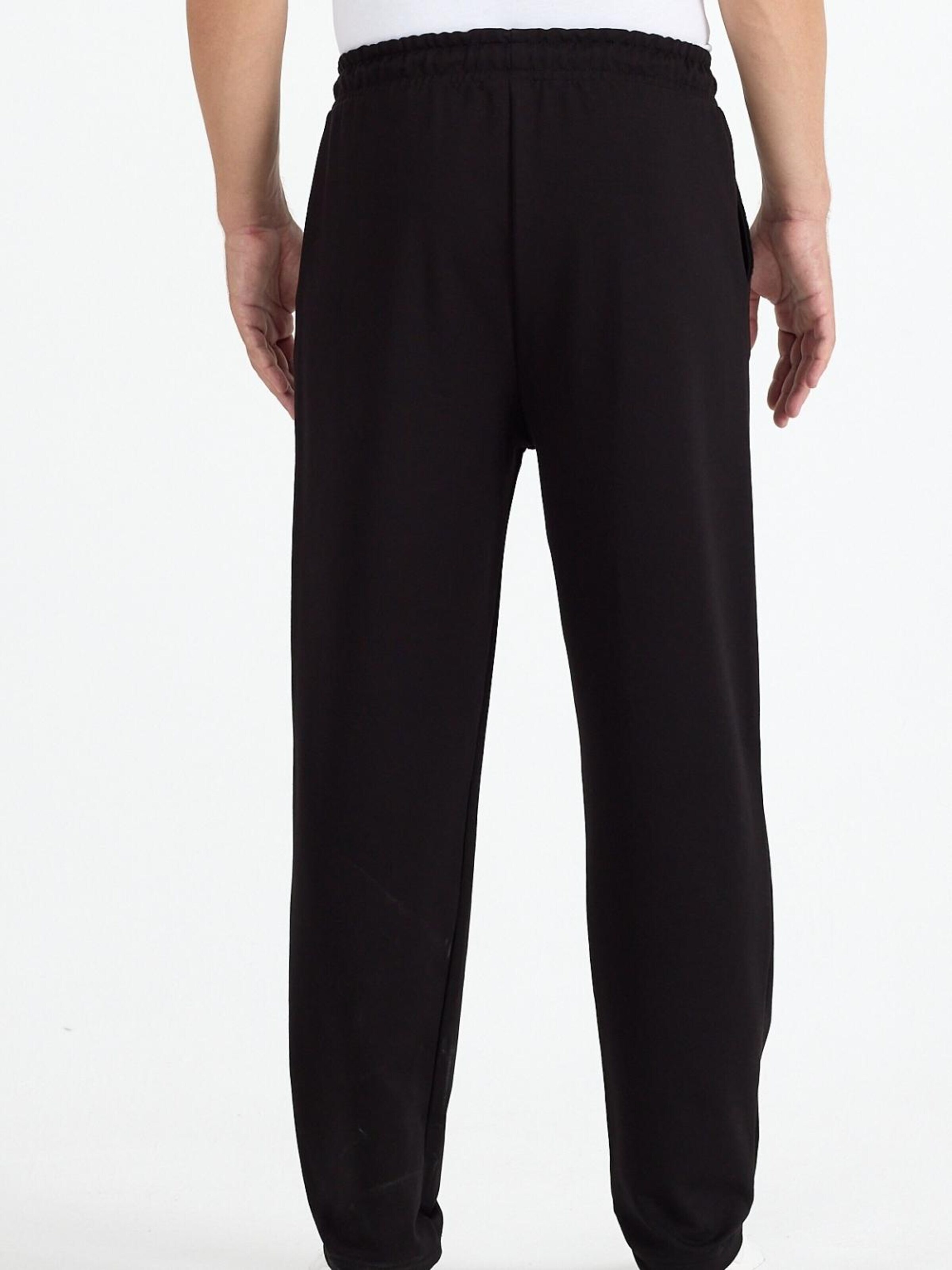 Maxx Free Regular Workout Pants in Black