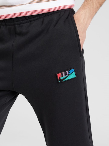 Nike Sportswear Zúžený Kalhoty 'CLUB' – černá