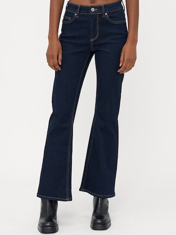 Only Petite Flared Jeans 'ONLBLUSH' in Blauw: voorkant