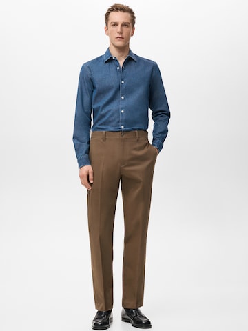 Coupe regular Chemise MANGO MAN en bleu