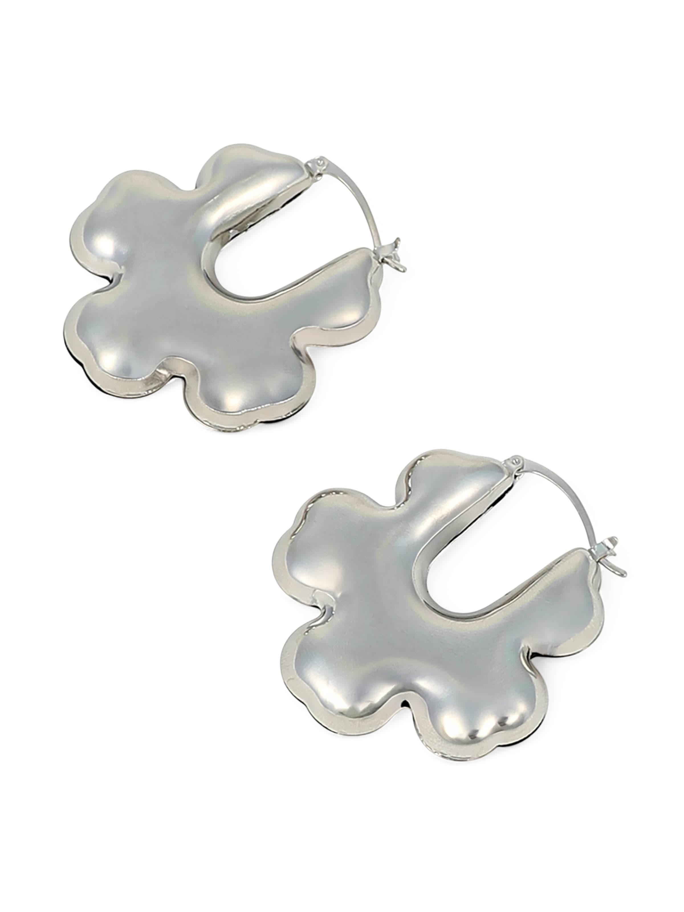 SOHI Náušnice 'Mridula' - Strieborná: predná strana