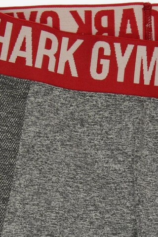 GYMSHARK Shorts in M in Grey